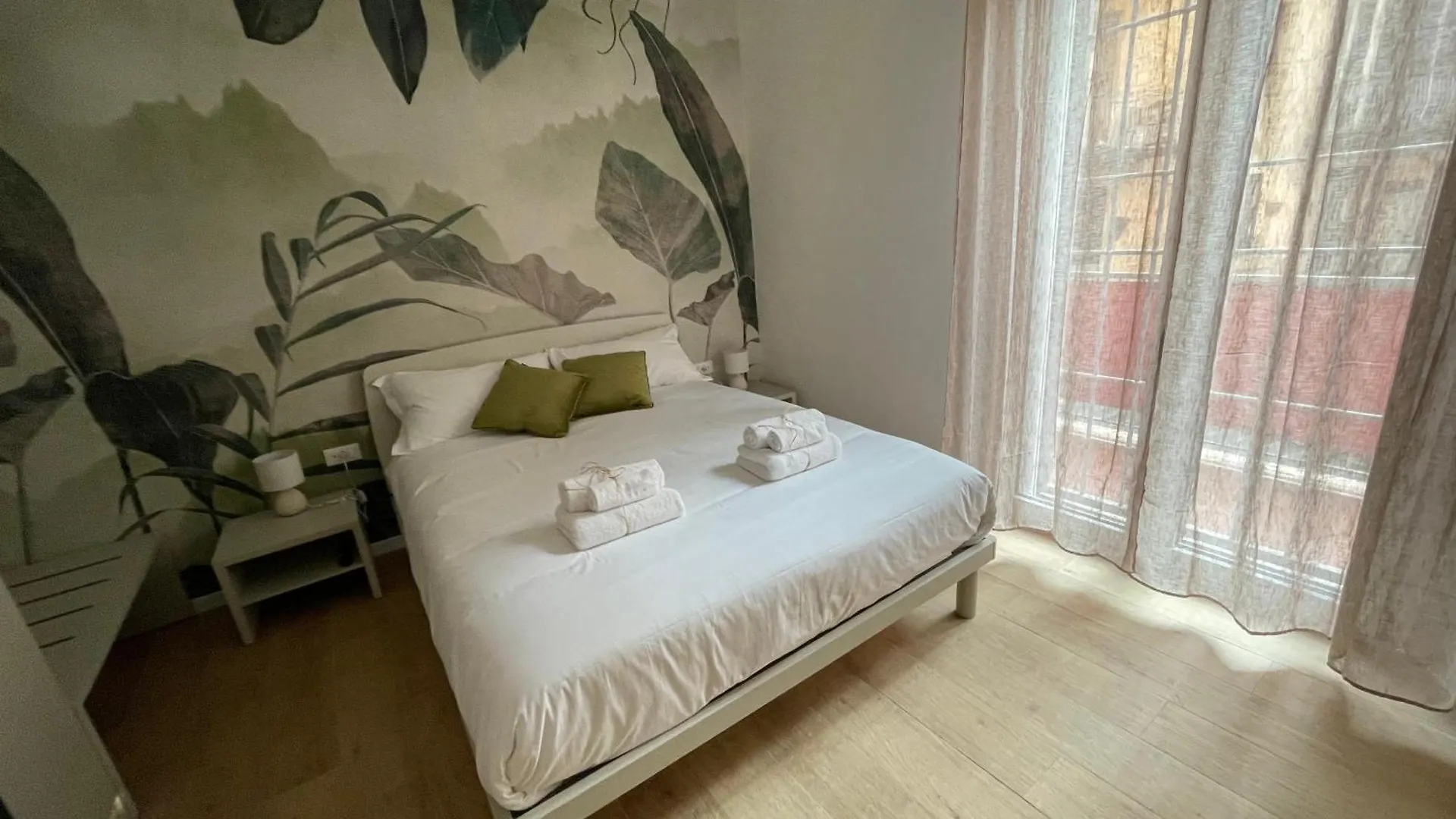 Calari Rooms - Affittacamere Bologna 0*,  Italia