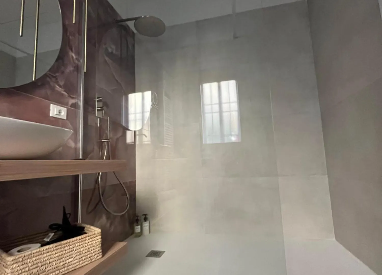 Calari Rooms - Affittacamere Bologna Italia