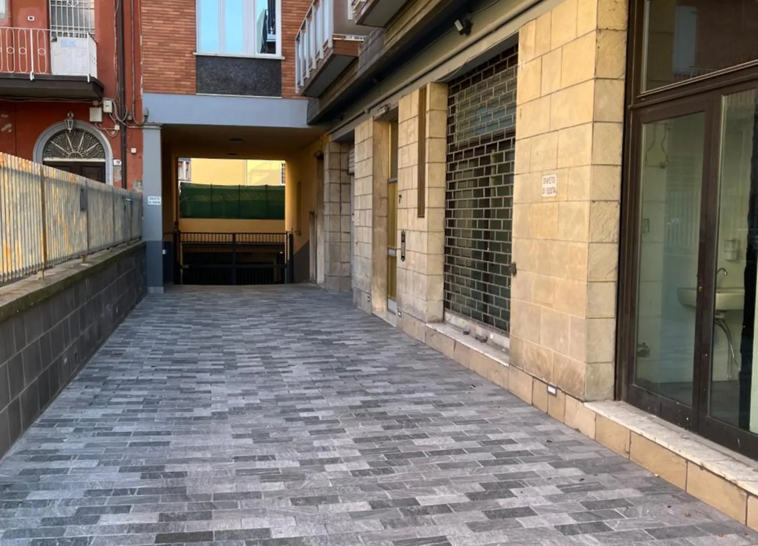 Calari Rooms - Affittacamere Bologna