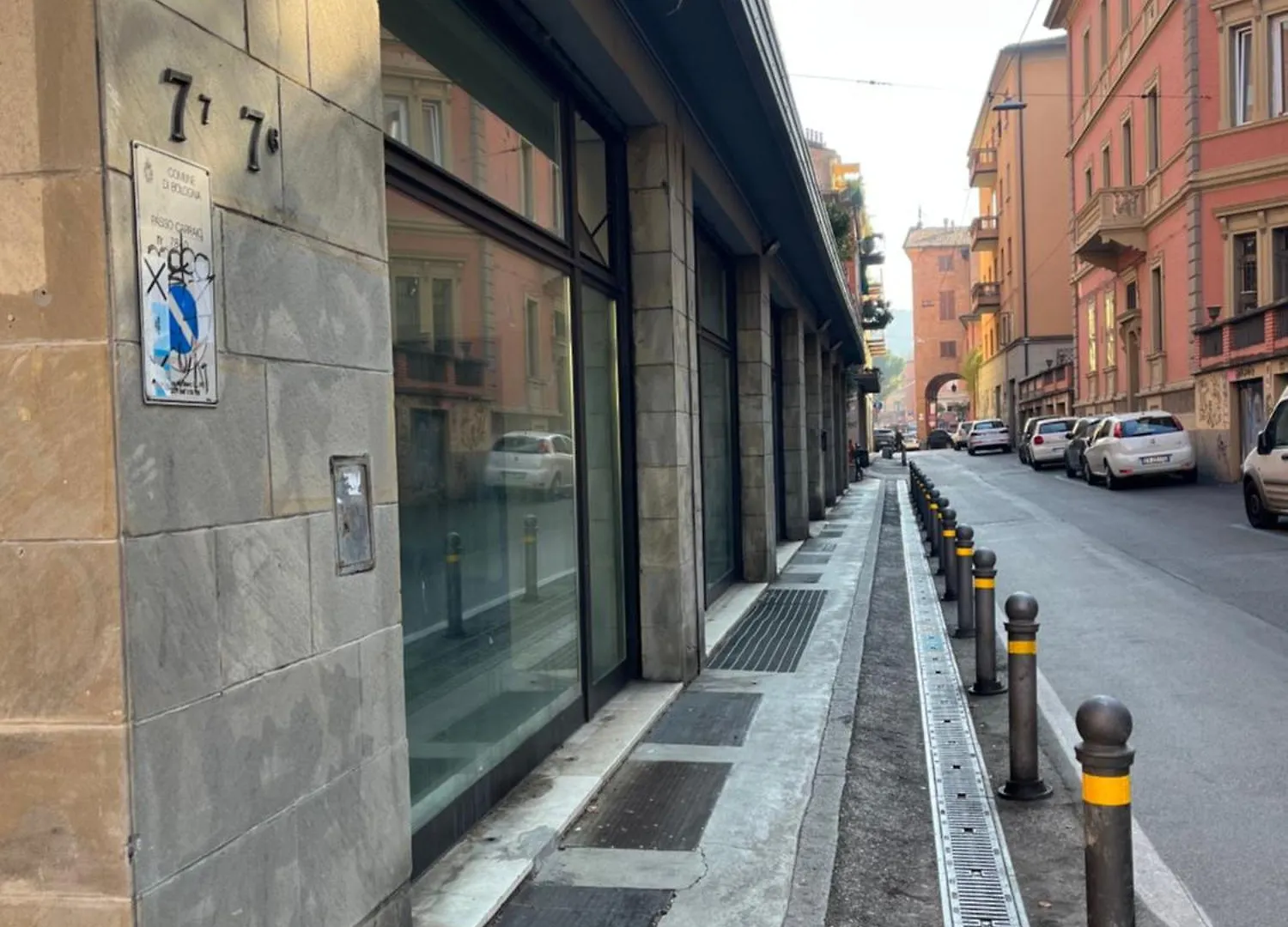 Calari Rooms - Affittacamere Bologna Italia