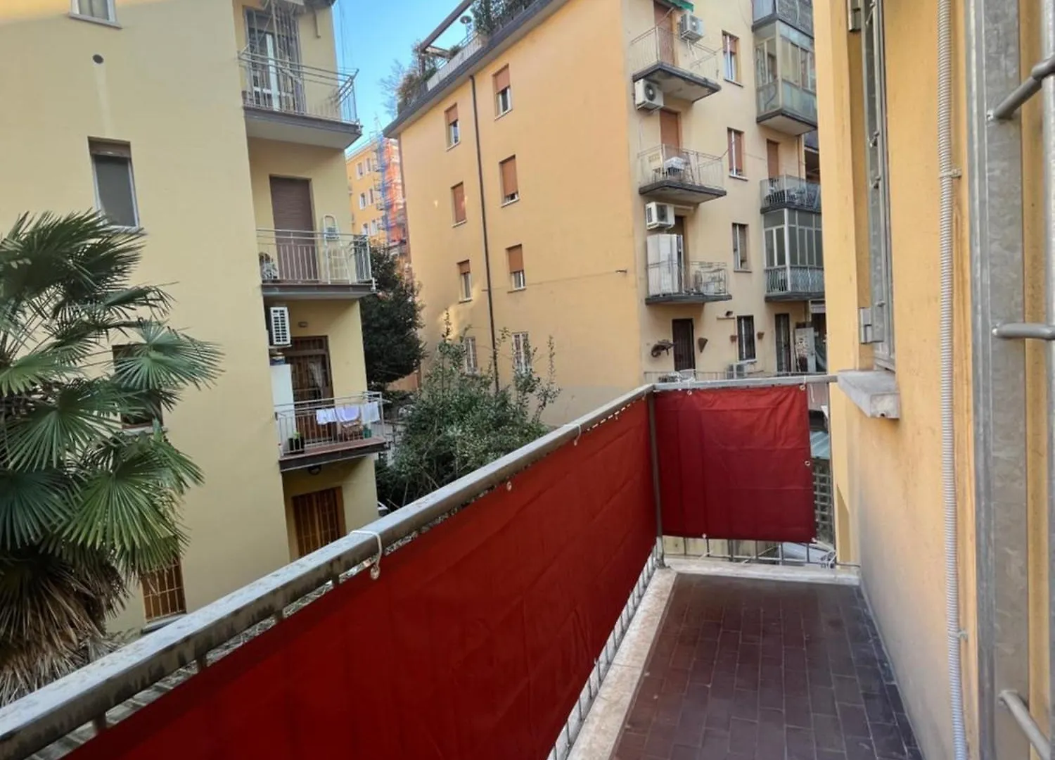 Calari Rooms - Affittacamere Bologna